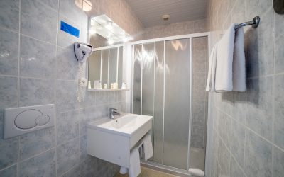 Chambre-famille-confort-spa-hotel-les-dunes-2-la-tranche-sur-mer-vendee