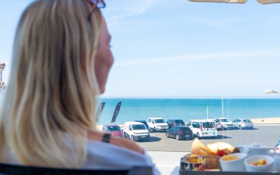 Terrasse-chambre-privilege-spa-hotel-les-dunes-1-la-tranche-sur-mer-vendee