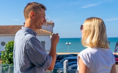 Terrasse-chambre-privilege-spa-hotel-les-dunes-2-la-tranche-sur-mer-vendee