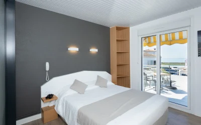 chambre-concept-vue-mer-hotel-les-dunes-la-tranche-sur-mer-vendee-6