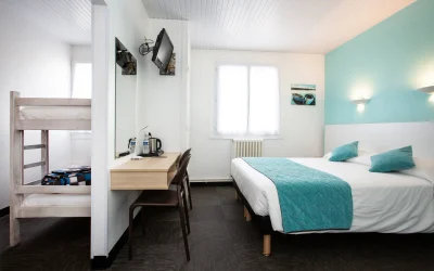 hotel-les-dunes-chambre-famille-standard-la-tranche-sur-mer-1